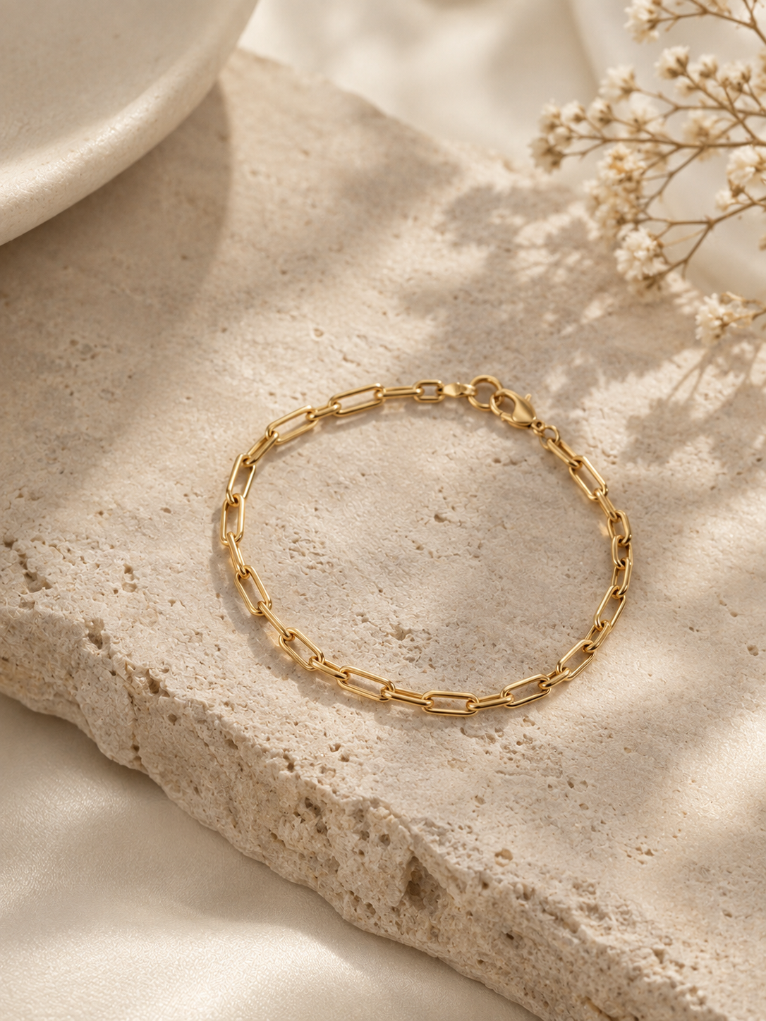 Gold Paperclip Chain Bracelet