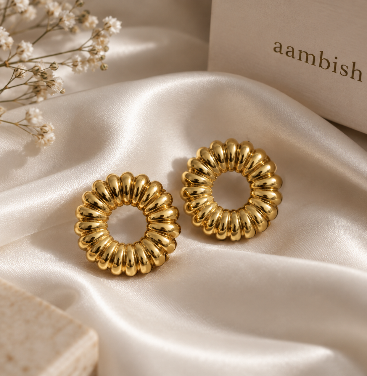 Aambish Soleil Sculpt Hoops by aambish Jwelles