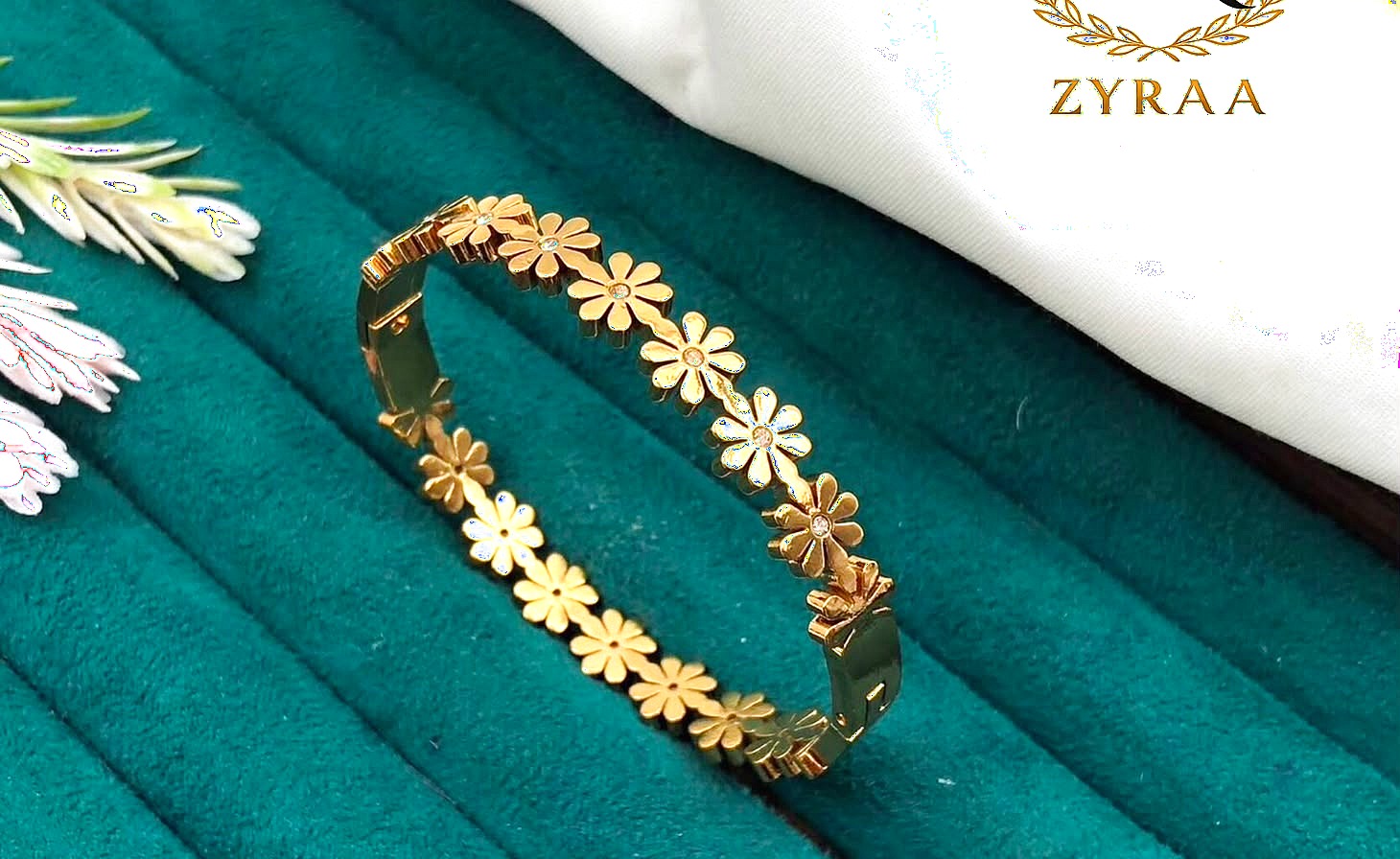 Full Daisy Gold Bangle by aambish Jwelles